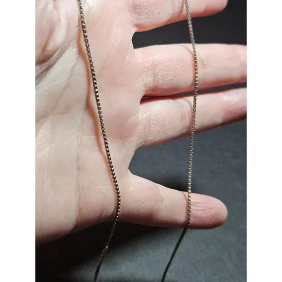 **Final Sale** Italian sterling silver box chain necklace - Picture 5 of 11